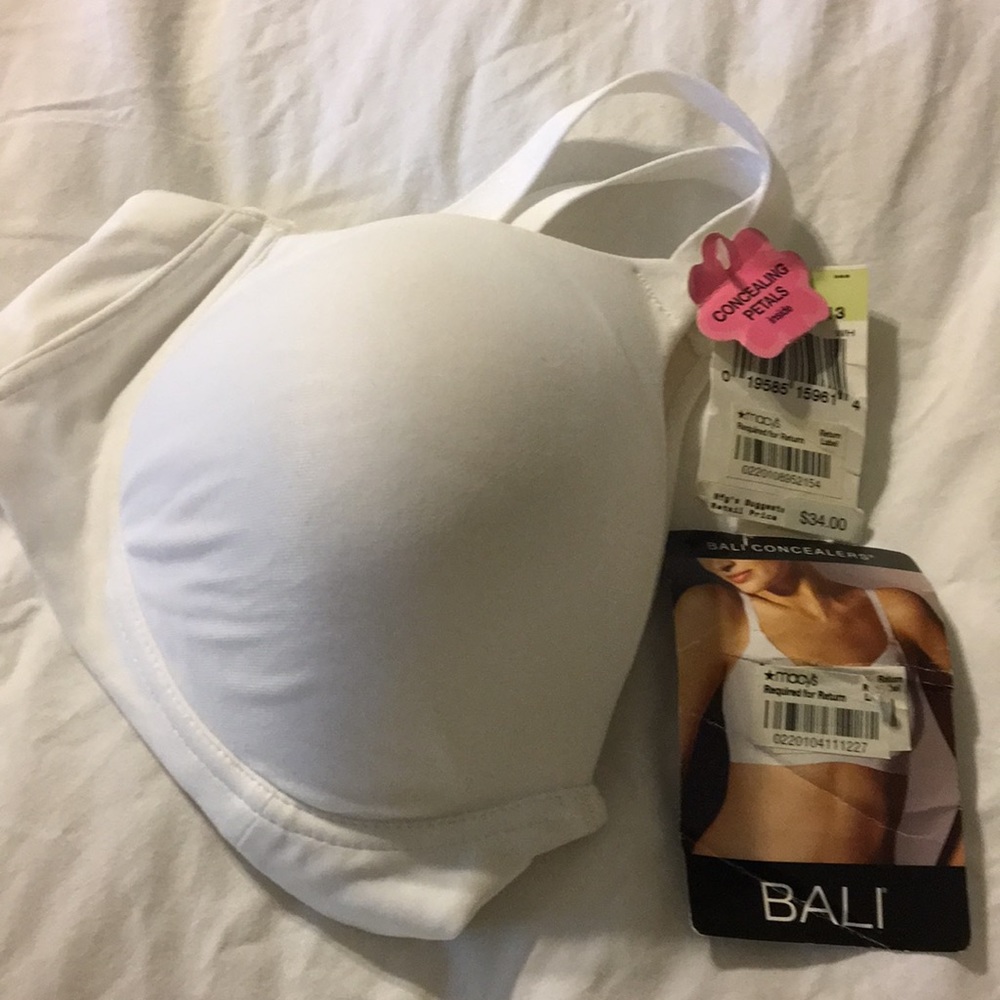 BALI BRA 40B Size. Brand new with tag.white color
